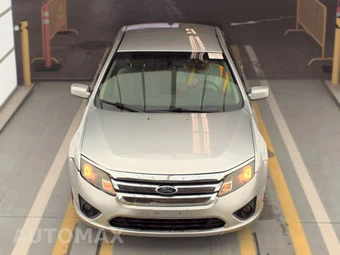 2012 Ford Fusion SE - miniatura 2