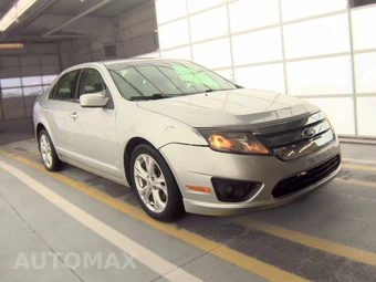 2012 Ford Fusion SE - miniatura 3