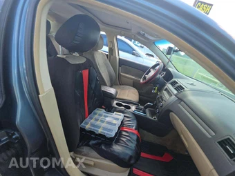 2012 Ford Fusion SE - miniatura 18