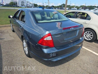 2012 Ford Fusion SE - miniatura 2