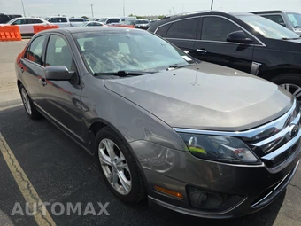 2012 Ford Fusion SE – miniatura 3