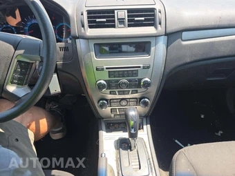 2012 Ford Fusion SE – miniatura 7