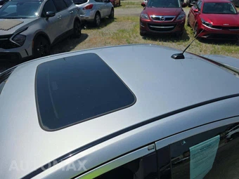 2012 Ford Fusion SE – miniatura 9