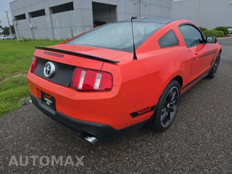2012 Ford Mustang Boss 302 Coupe – miniatura 3