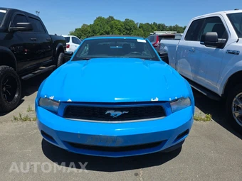 2012 Ford Mustang V6 Convertible – miniatura 2