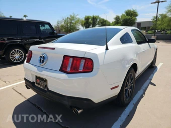 2012 Ford Mustang V6 Coupe – miniatura 3