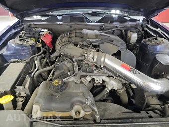 2012 Ford Mustang V6 Coupe – miniatura 15
