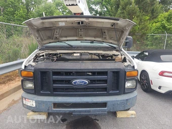 2012 Ford Super Duty E-350 Commercial Cargo Van 138.0" WB - miniatura 7