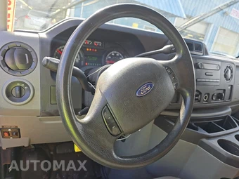 2012 Ford Super Duty E-350 Cutaway - miniatura 10