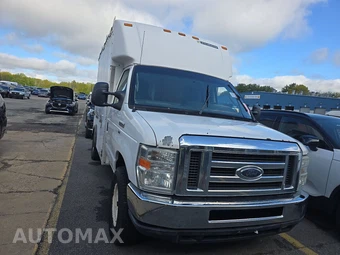 2012 Ford Super Duty E-350 Cutaway - miniatura 3