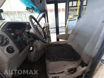 2012 Ford Super Duty E-350 Cutaway DRW – miniatura 7