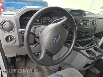 2012 Ford Super Duty E-350 Cutaway DRW – miniatura 10