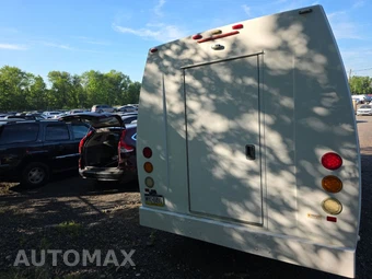 2012 Ford Super Duty E-350 Cutaway DRW – miniatura 5