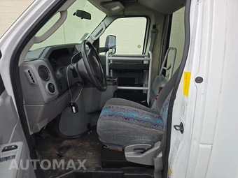 2012 Ford Super Duty E-350 Cutaway DRW – miniatura 7