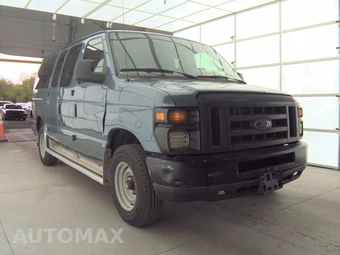 2012 Ford Super Duty E-350 Wagon XL 138.0" WB - miniatura 3