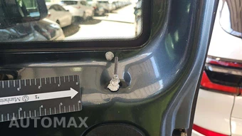 2012 Ford Super Duty E-350 Wagon XL 138.0" WB - miniatura 30
