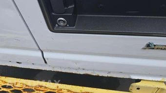 2012 Ford Super Duty E-350 Wagon XLT 138.0" WB – miniatura 26