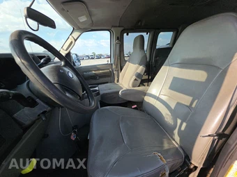 2012 Ford Super Duty E-350 Wagon XLT 138.0" WB – miniatura 7