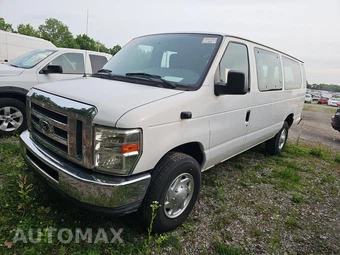 2012 Ford Super Duty E-350 Wagon XLT 138.0" WB