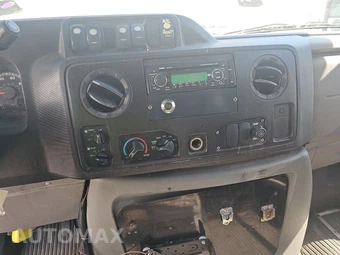 2012 Ford Super Duty E-450 Cutaway DRW - miniatura 11
