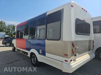 2012 Ford Super Duty E-450 Cutaway DRW - miniatura 6