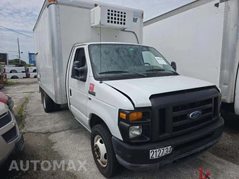 2012 Ford Super Duty E-450 Cutaway DRW – miniatura 4