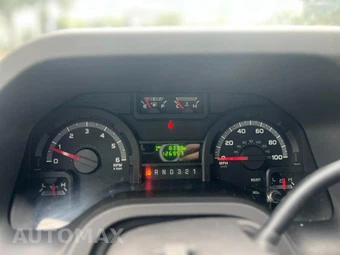 2012 Ford Super Duty E-450 Cutaway DRW – miniatura 10