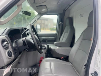 2012 Ford Super Duty E-450 Cutaway DRW – miniatura 9