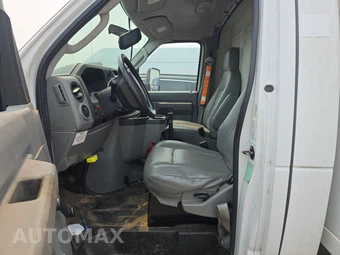 2012 Ford Super Duty E-450 Cutaway DRW - miniatura 7