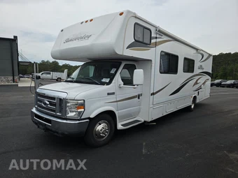 2012 Ford Super Duty E-450 Cutaway DRW
