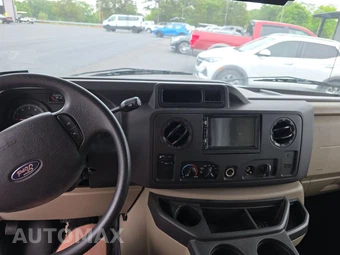2012 Ford Super Duty E-450 Cutaway DRW - miniatura 11