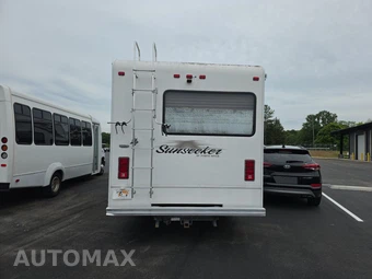 2012 Ford Super Duty E-450 Cutaway DRW - miniatura 5