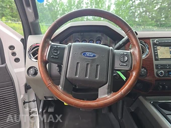 2012 Ford Super Duty F-250 King Ranch Crew Cab Medium Bed - miniatura 10