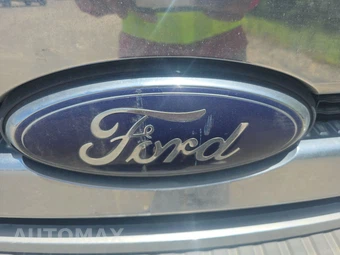 2012 Ford Super Duty F-250 Lariat Crew Cab Medium Bed - miniatura 15