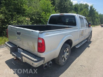 2012 Ford Super Duty F-250 Lariat Crew Cab Medium Bed - miniatura 4