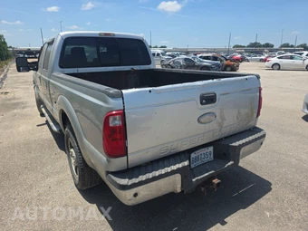 2012 Ford Super Duty F-250 Lariat Crew Cab Medium Bed - miniatura 6