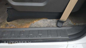 2012 Ford Super Duty F-250 Lariat Crew Cab Medium Bed - miniatura 32