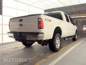 2012 Ford Super Duty F-250 Lariat Crew Cab Medium Bed - miniatura 4