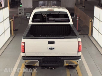 2012 Ford Super Duty F-250 Lariat Crew Cab Medium Bed - miniatura 5
