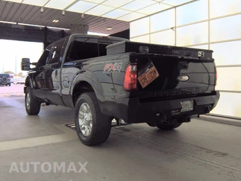 2012 Ford Super Duty F-250 Lariat Crew Cab Medium Bed - miniatura 6