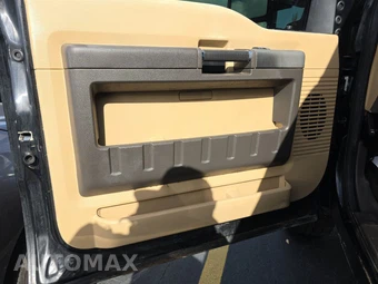 2012 Ford Super Duty F-250 Lariat Crew Cab Medium Bed - miniatura 9