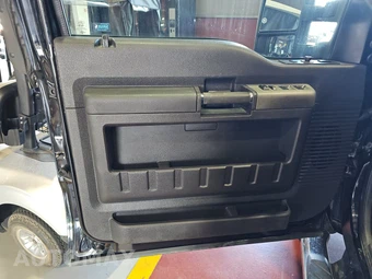 2012 Ford Super Duty F-250 Lariat Crew Cab Medium Bed - miniatura 9
