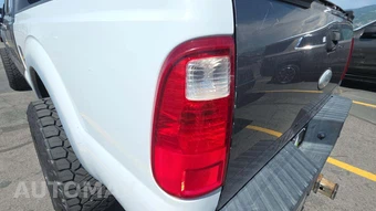 2012 Ford Super Duty F-250 Lariat Crew Cab Medium Bed - miniatura 21