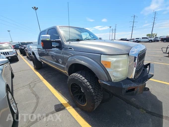 2012 Ford Super Duty F-250 Lariat Crew Cab Medium Bed - miniatura 3