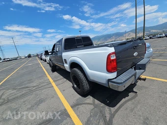 2012 Ford Super Duty F-250 Lariat Crew Cab Medium Bed - miniatura 6
