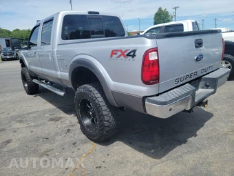 2012 Ford Super Duty F-250 Lariat Crew Cab Medium Bed - miniatura 6