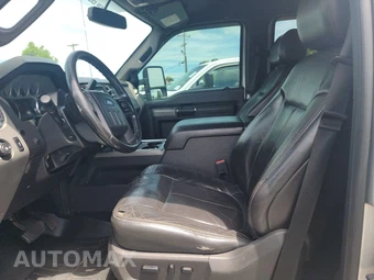 2012 Ford Super Duty F-250 Lariat Crew Cab Medium Bed - miniatura 7