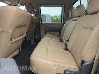 2012 Ford Super Duty F-250 Lariat Crew Cab Medium Bed - miniatura 13