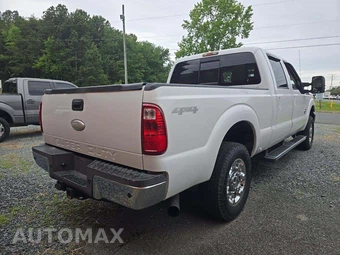 2012 Ford Super Duty F-250 Lariat Crew Cab Medium Bed - miniatura 3