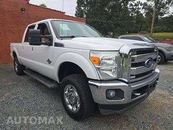 2012 Ford Super Duty F-250 Lariat Crew Cab Medium Bed - miniatura 4